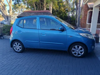 2014 Hyundai i10 GLS... 5 Door Hatchback