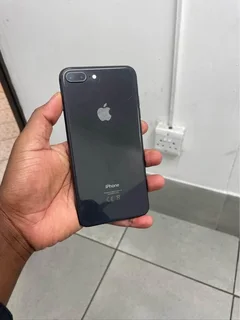 iPhone 8 Plus