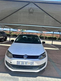 2011 Volkswagen Polo Sedan Sedan