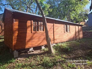 1 Bredroom Wendy house 8mx3m