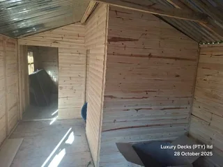 1 Bredroom Wendy house 8mx3m