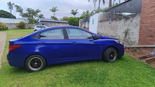 2012 Hyundai Accent Sedan