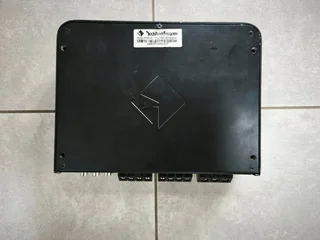 Rockford Fosgate Prime R400-4d  4 channel Amplifier (Bargain!!!)
