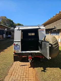 White Land Rover Defender with complete Lexus 4,3 VVT V8 Engine and Gearbox Conversion for sale