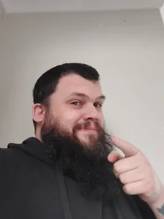 Adult male looking for work (Preferably Admin)