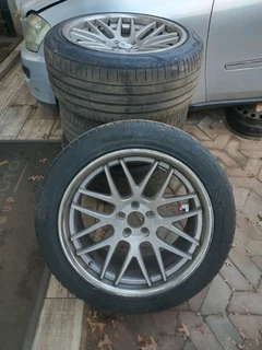Mercedes Benz 20" rims and tyres