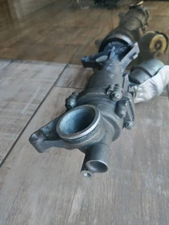 Mercedes benz w204 c class and w212 e class m274 water pump