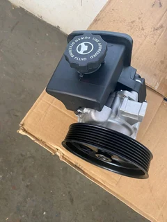 Mercedes Benz W203 C Class M271 power steering pump
