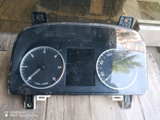 Land Rover Discovery 4 Cluster