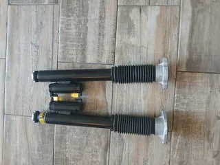 Mercedes Benz W253 GLC rear air shocks
