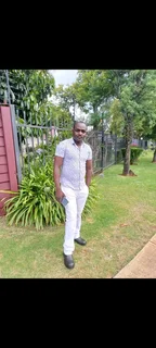 Gardening and drive job seeker