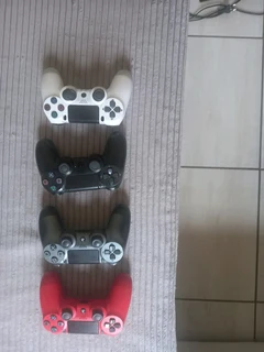 Limited Edition Dayz of Play PS4  400Gbs