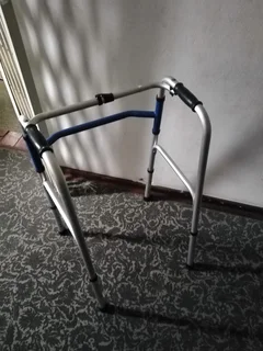 Sturdy Walking Frame in great condition