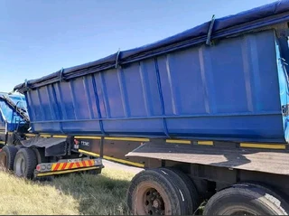 TOP QUALITY PVC TIPPER COVERS FOR ALL TRAILER MODELS FOR SALE...!!!