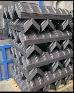 PROTECTIVE TARPAULINS,CARGO NETS &amp; CORNER PLATES AVAILABLE