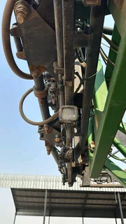 John Deere 4730 hoogloop spuit &#43;- 2010 model