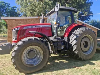 Massey Ferguson 7724 S