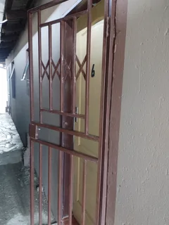 Clean Bachelor Room Available