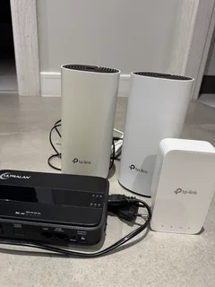 TP-Link Deco M4 (x2) and M4w (x1) WIFI Mesh &#43; Ultralan 45W mini-UPS