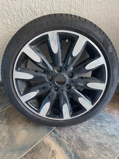 2022 Mini Cooper S Rim & Tyre