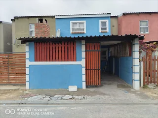SOLE MANDATE: For Sale: 3-Bedroom Home in Fountain Village, Blue Downs