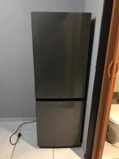 Hisense 223L Bottom Mount Fridge Freezer