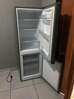 Hisense 223L Bottom Mount Fridge Freezer