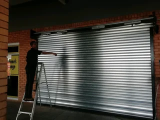 Repairs and installation of new and second hand garage doors .Gate motor. And roller door shutters