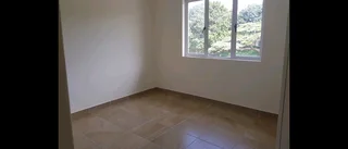 Large flat for rent in glenwood on Brand Road
