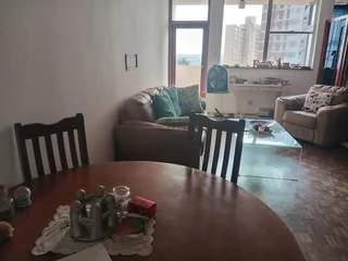 Large flat for rent in Kensington  1 minute from Morningside Primary School