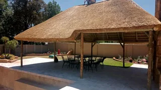 thatch lapas swimming pools