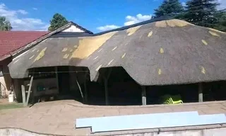 thatch lapas swimming pools
