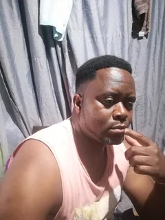 Am Looking For Sleep Inn Job To Work As Panting /house Keeping And Gardener