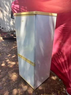 200L Defy fridge freezer