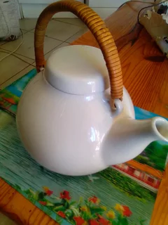 Stylish 1960 Finnish designed GA 3 large Arabia in matte white design by Ulla Procope Tea pot