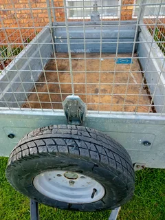 Thule Galvanised trailer