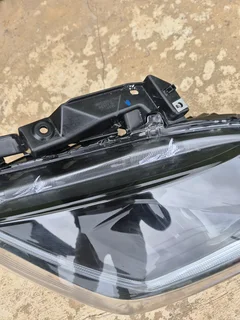 Suzuki swift left headlight LED