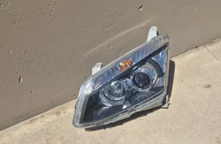 Isuzu kb 250 left headlight