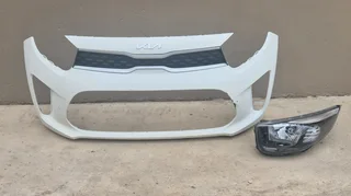Kia picanto front bumper, main grill and left headlight