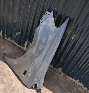 Polo 6 front left fender