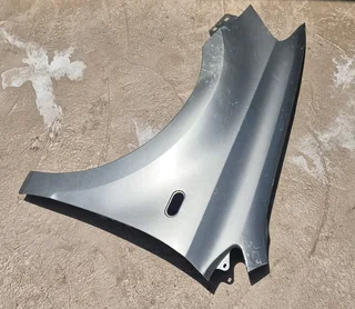 Polo 6 front left fender