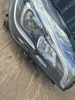 Mercedes Benz cla w117 right headlight