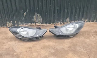Hyundai grand i10 headlights