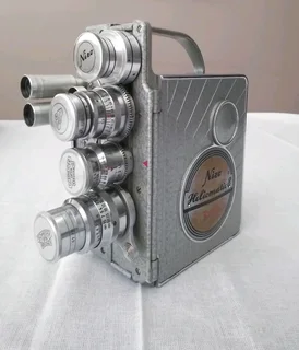 1959 Vintage Nizo Heliomatic Trifo film camera