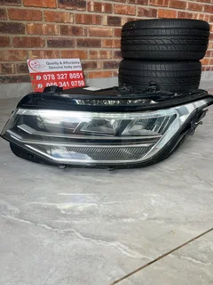 VW Tiguan Headlight