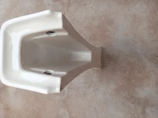 Secondhand Sanitary Ware