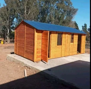 WENDY HOUSES . 0710379024