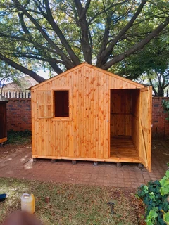 Notty pine wood Wendy house