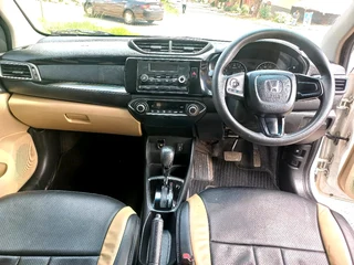 2019 HONDA AMAZE 1.2 AUTOMATIC TRANSMISSION IN EXCELLENT CONDITION WITH LEATHER SEATS