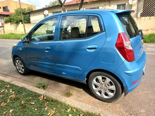 2014 HYUNDAI I10 MANUAL TRANSMISSION 1.2 IN EXCELLENT CONDITION